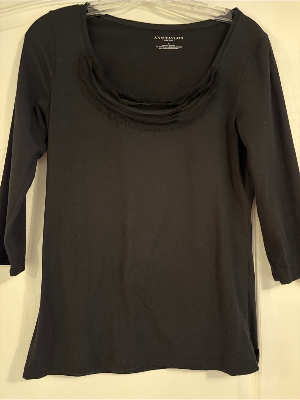Ann Taylor Black Scoop Neck 3/4 Sleeve Top